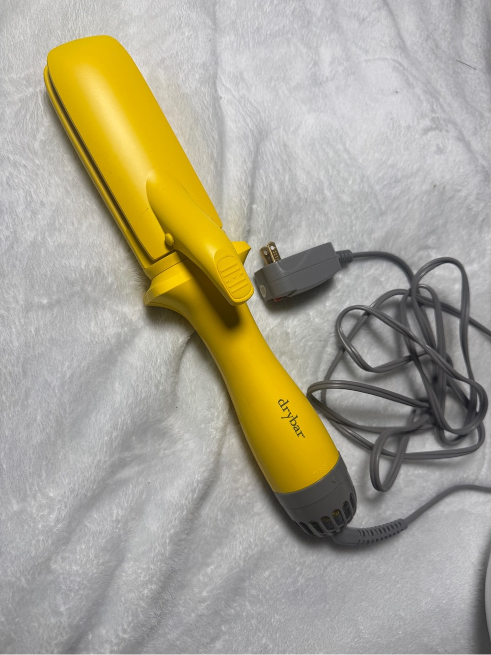 Drybar The Straight Shot Blow Drying Flat Iron Yellow Hair Straightener styler